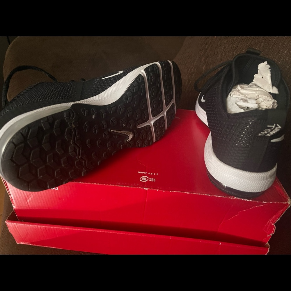 men's air max typha 2 training shoes